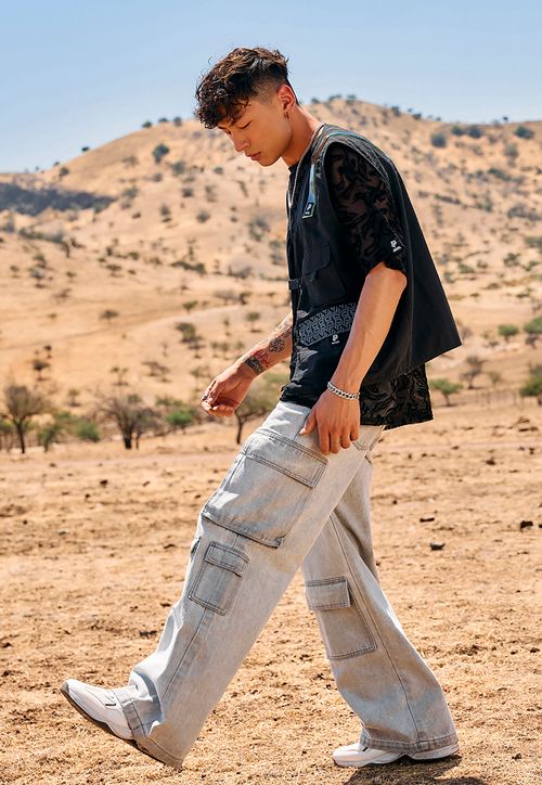 Jeans Relaxed Fit Full Cargo Gris x Power Peralta