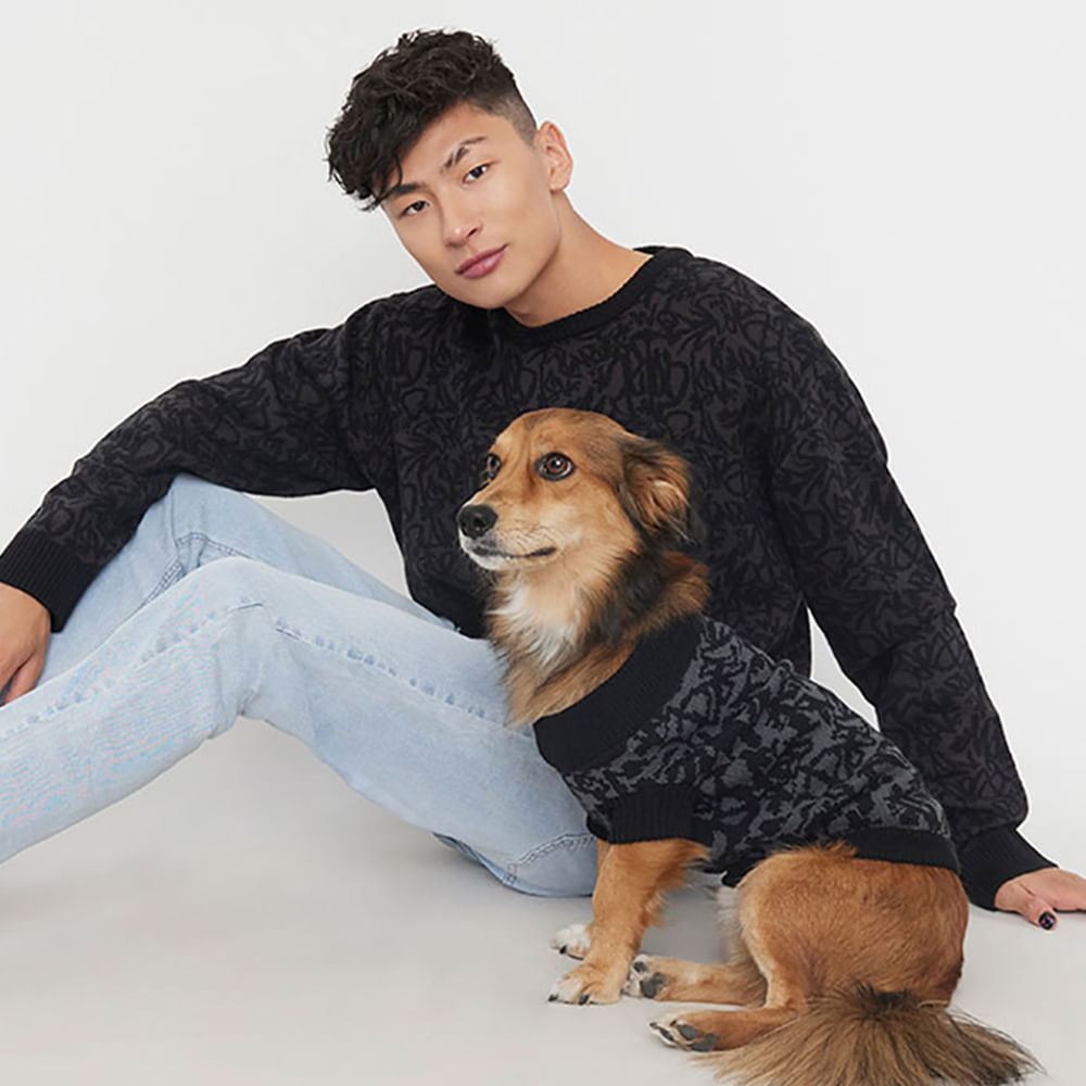 Sweater Perro Print Match Negro