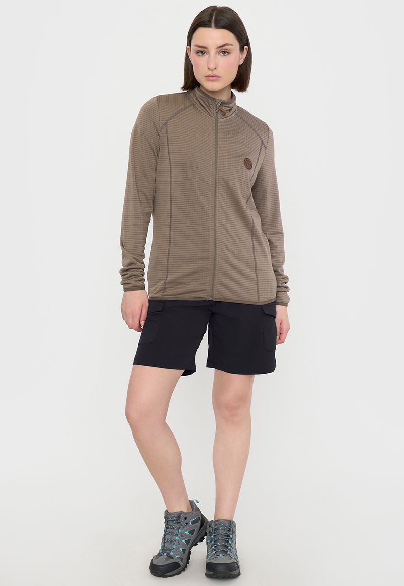 label-3
