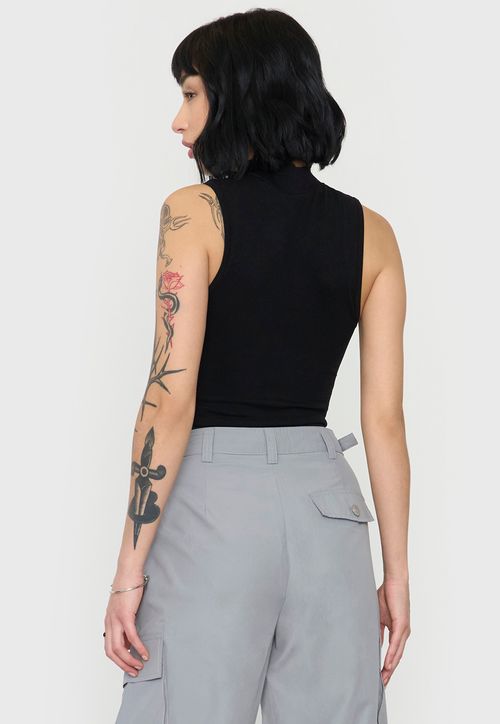 Polera Mujer Sin Mangas Color Negro
