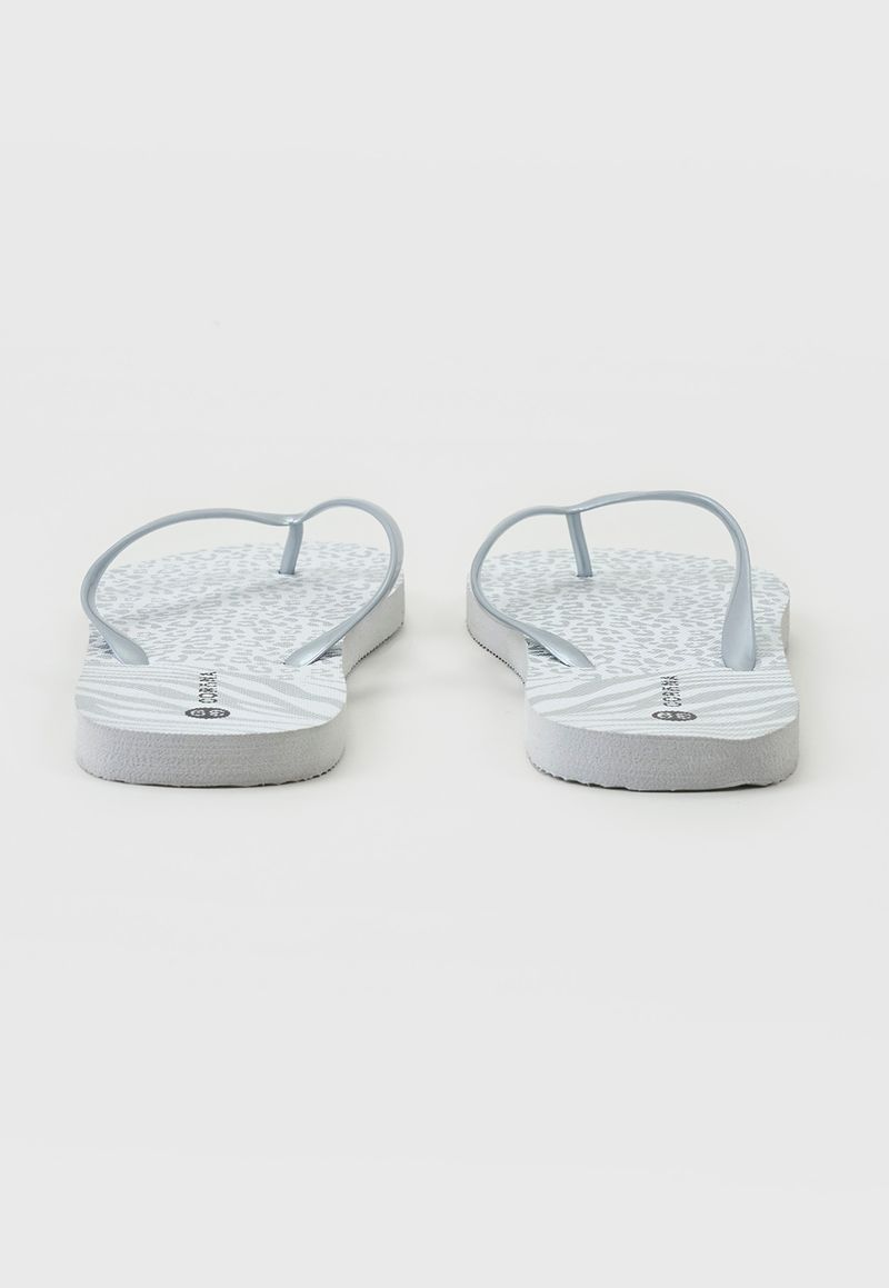 label-3
