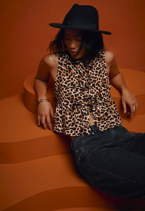 Blusa Mujer Sin Mangas Amarras Animal Print Café