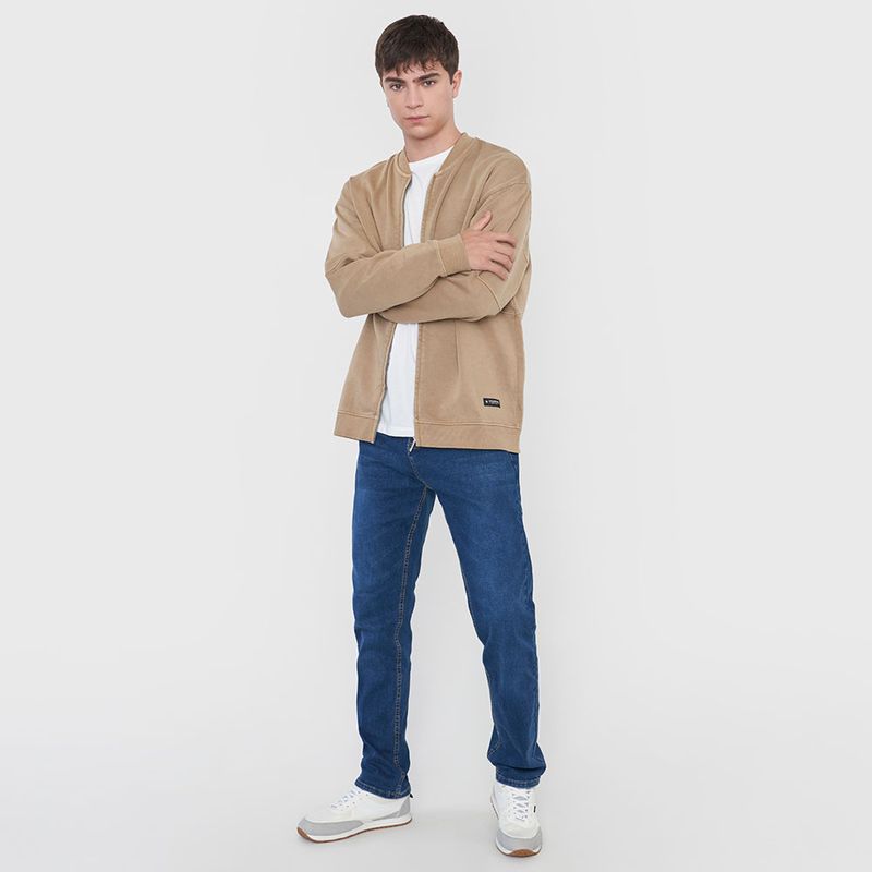 label-8