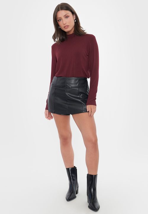 Short Mujer Ecocuero Color Negro