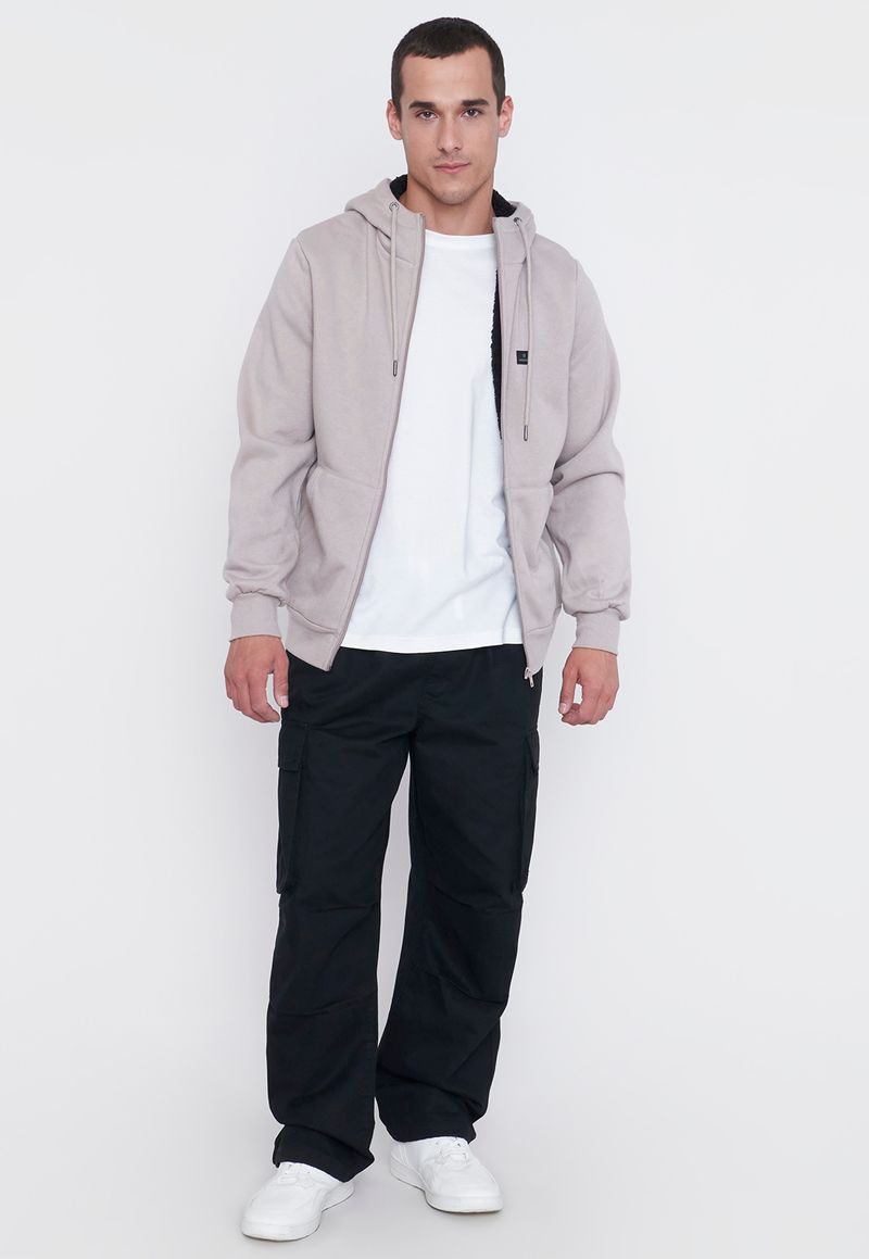 label-3
