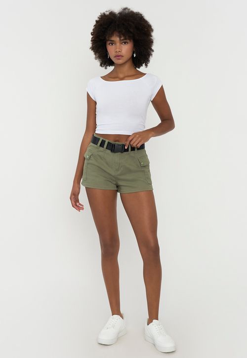 Short Mujer Cargo Cinturón Verde