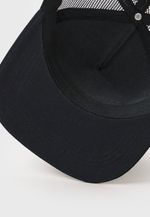 label-3
