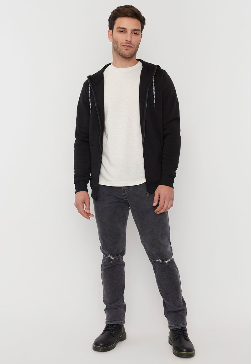 label-3