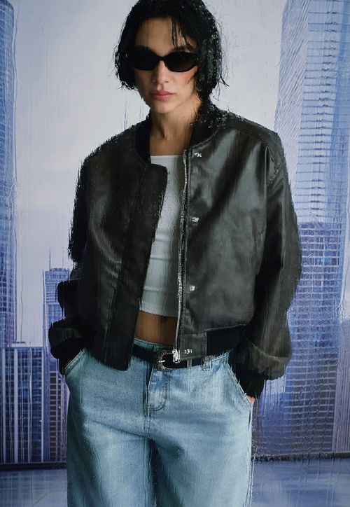 Chaqueta Mujer Bomber Ecocuero Lavada Gris