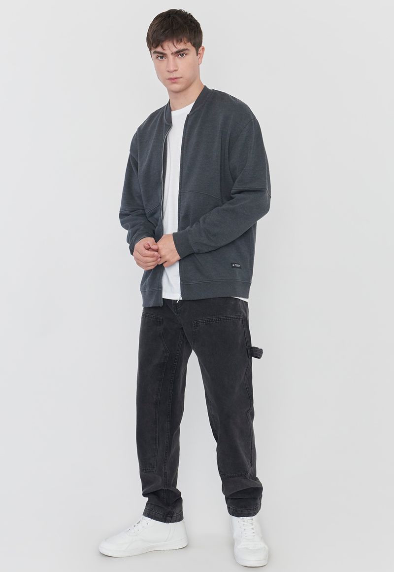 label-3