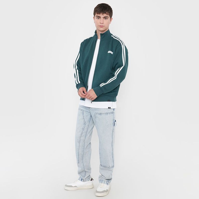 label-8