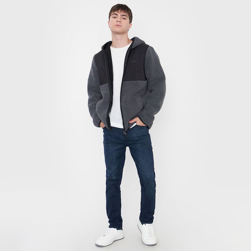 label-8