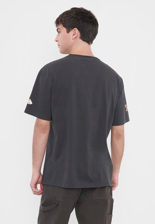 Polera Hombre Focal Print Grunge Gris