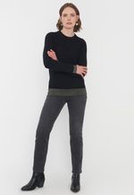 label-3