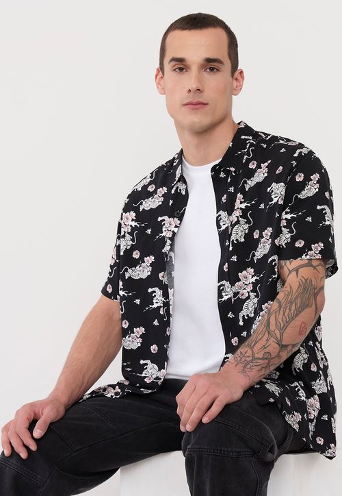 Guayabera Hombre Viscosa Tribal Negro