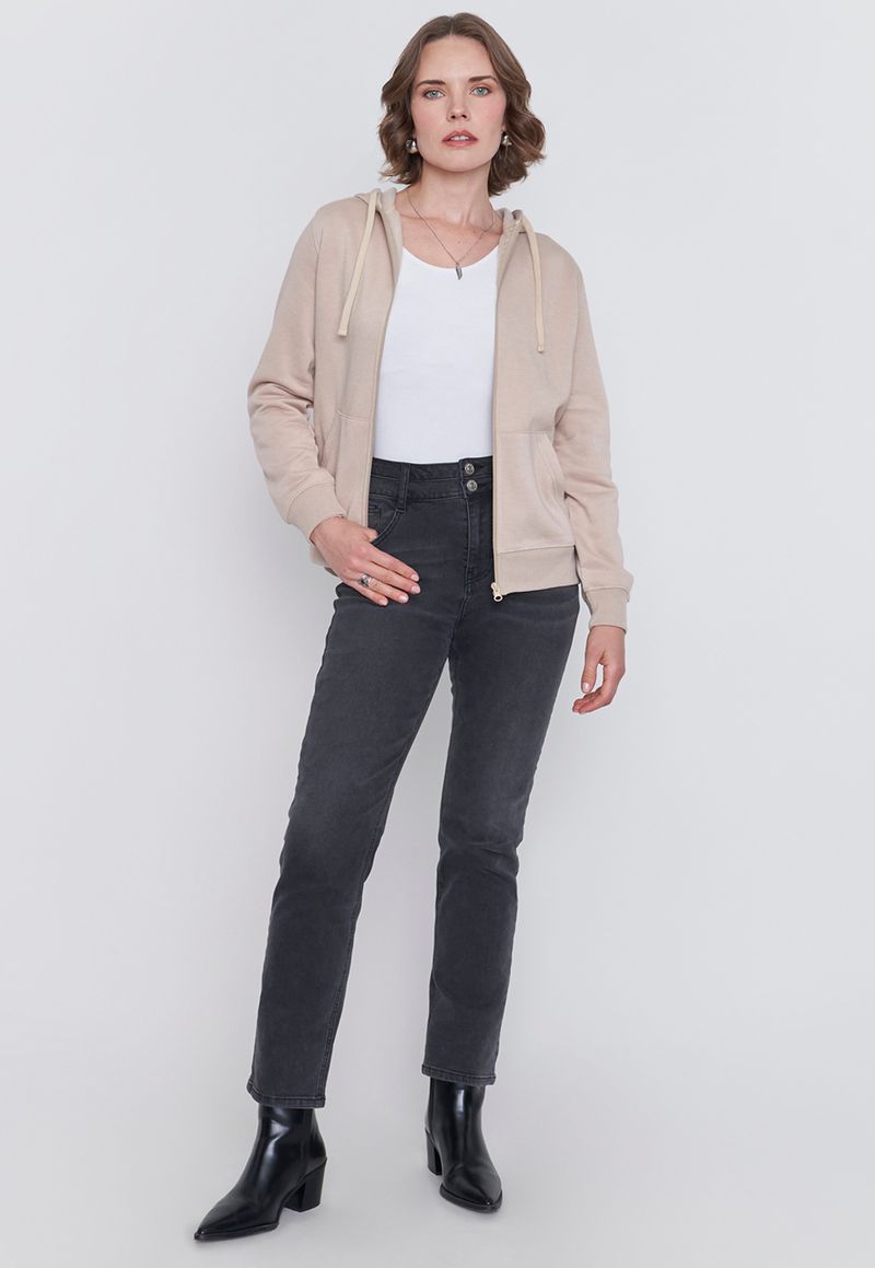 label-3
