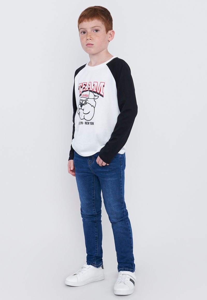 label-3